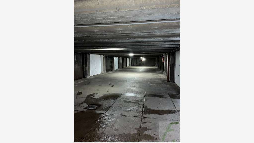 A louer local commercial 193m² à Grenoble