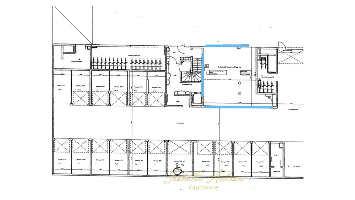 Local activité 72m² à louer à Grenoble centre