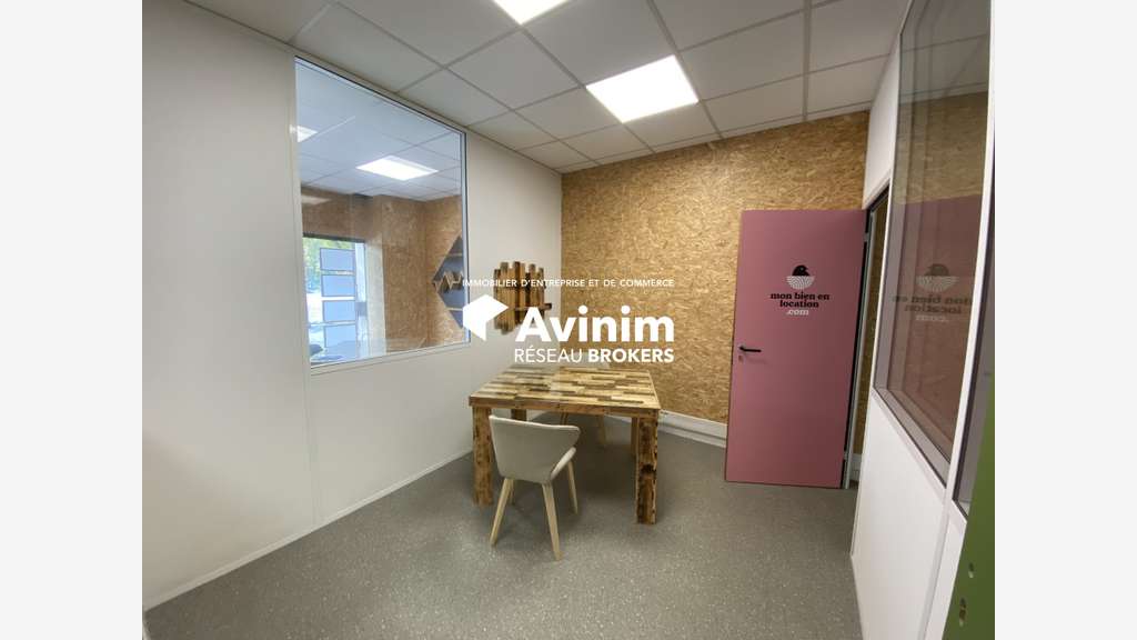A louer bureau commerciaux 65m² Grenoble Esplanade