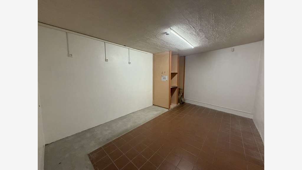 A louer local commercial rénové 121m² à Grenoble
