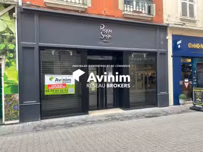 Local commercial 148,4m² à louer à Grenoble Centre