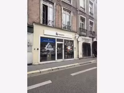 Loue local commercial 60m² à Grenoble rue Montorge