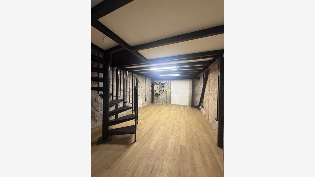 Local Commercial 42 m²
