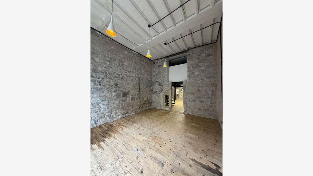Local Commercial 42 m²