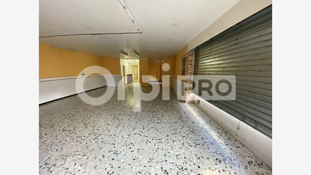 A LOUER CENTRE GRISOLLES LOCAL 110 M²