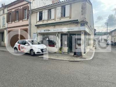 A louer local d'angle 110m² au centre de Grisolles