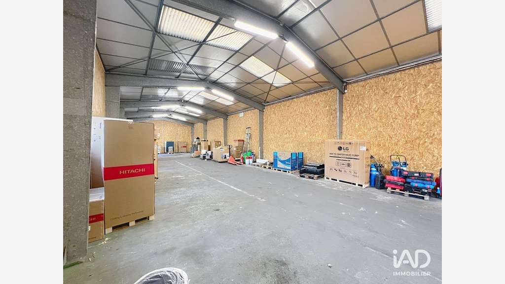 A louer local d’activités 449m² à Grisy-Suisnes
