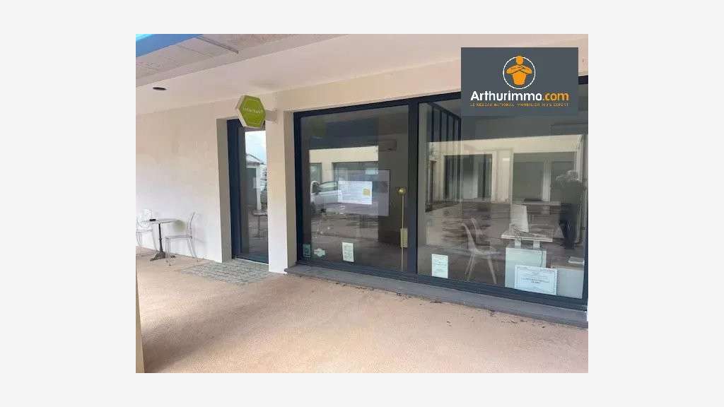 Location bureaux 50m² proche centre de Porticcio