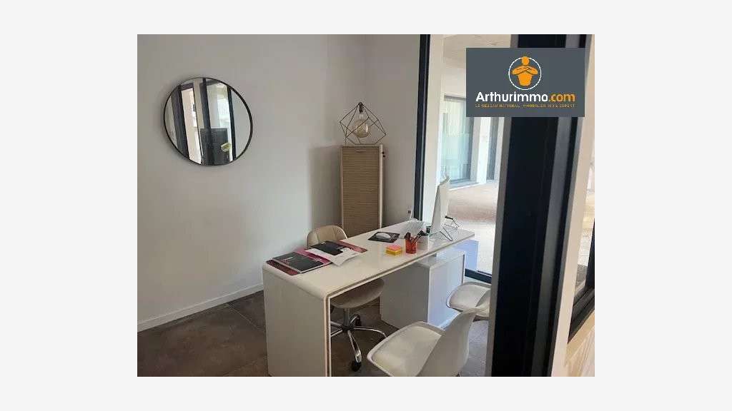 Location bureaux 50m² proche centre de Porticcio
