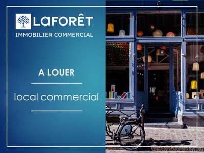 A louer local commercial de 137m² à Guer centre