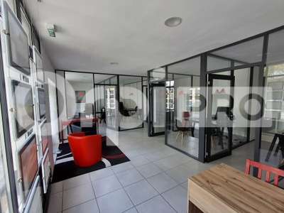 A louer local commercial de 87m² à Guérande