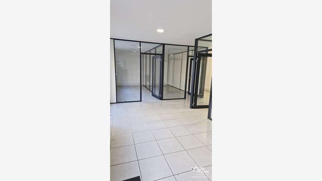 Local commercial 87m² à louer à Guérande