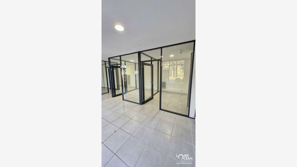 Local commercial 87m² à louer à Guérande