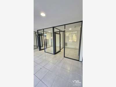 Local commercial 87m² à louer à Guérande