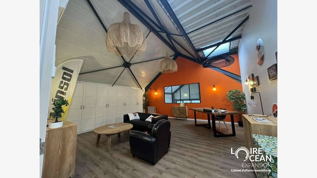 A louer local commercial de 175m² à Guérande