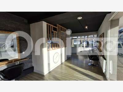 A louer local commercial 81m² à Guérande