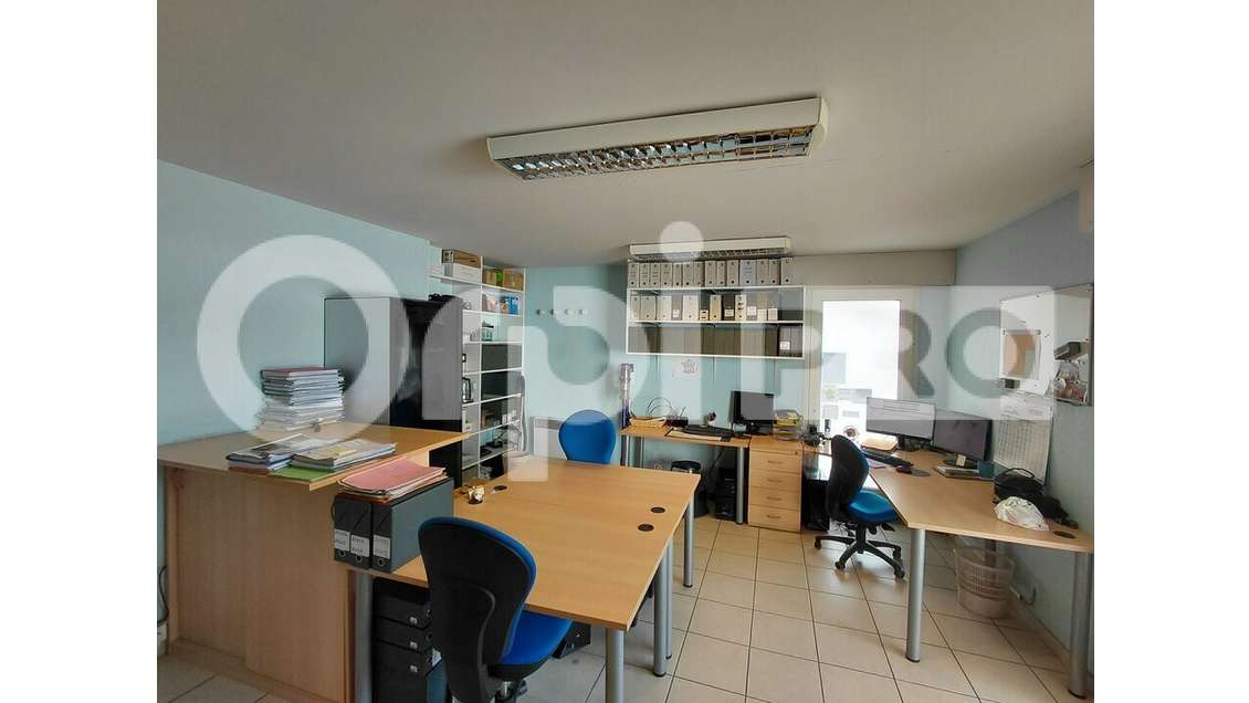 A Louer local commercial de 92m² à Guérande