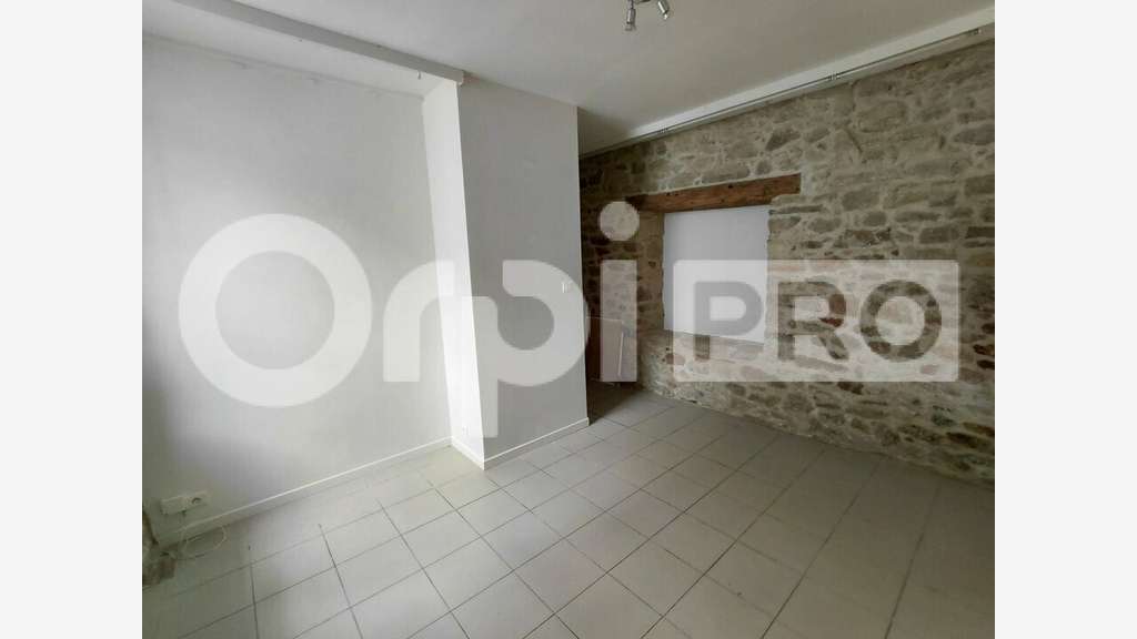 Local commercial 45m² à louer à Guérande centre