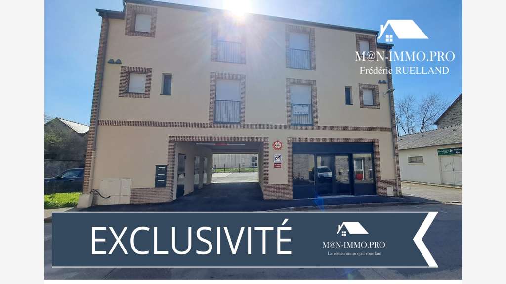 A louer local commercial neuf 67m² centre Guichen