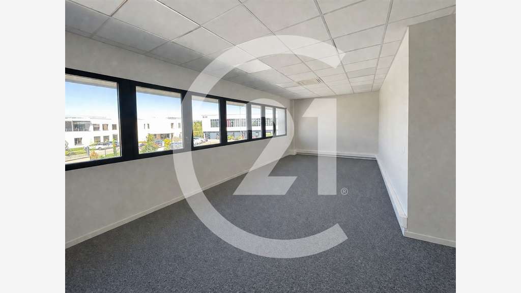A louer bureaux 111m² R+1 à Guilherand-Granges