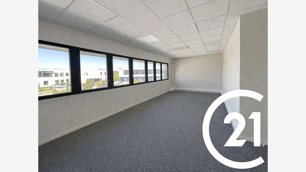 A louer bureaux 111m² R+1 à Guilherand-Granges