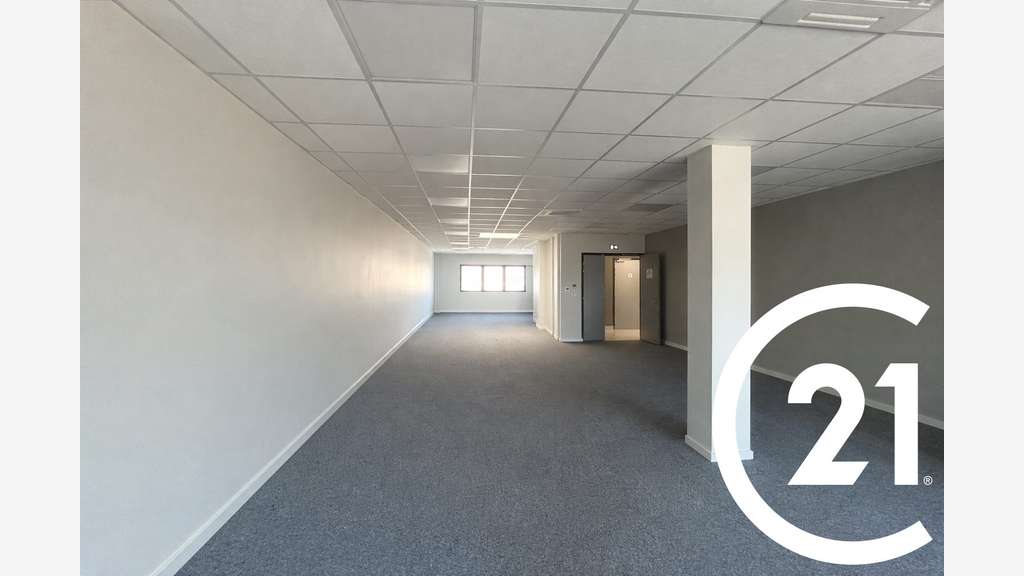 A louer bureaux 111m² R+1 à Guilherand-Granges