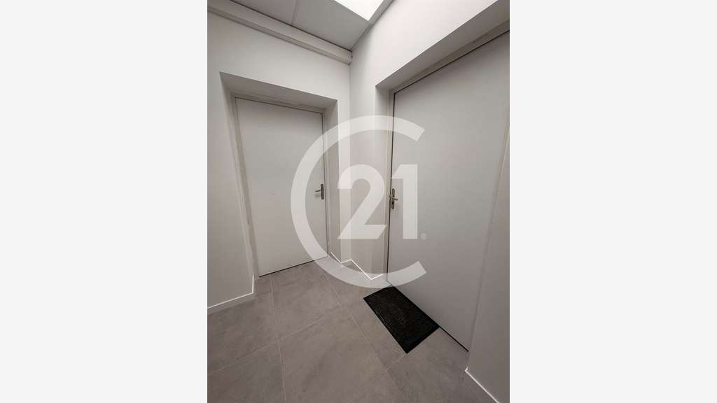 A louer plateau de bureaux ZA Guilherand-Granges  