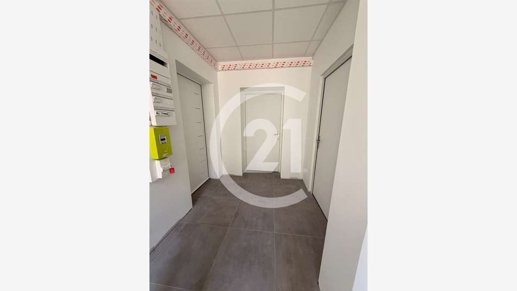 A louer plateau de bureaux ZA Guilherand-Granges  