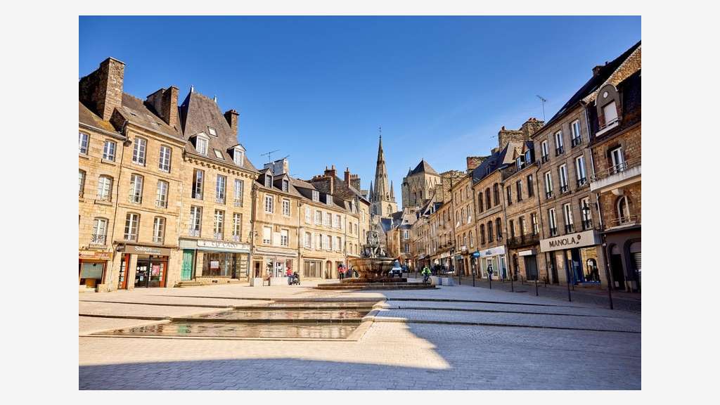 Local 80m² Empl n°1 Guingamp Place du Centre