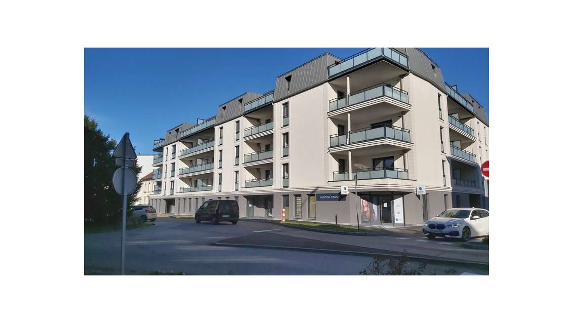 Local neuf 45m² à louer à Hagondange centre