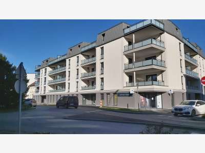 Local neuf 45m² à louer à Hagondange centre