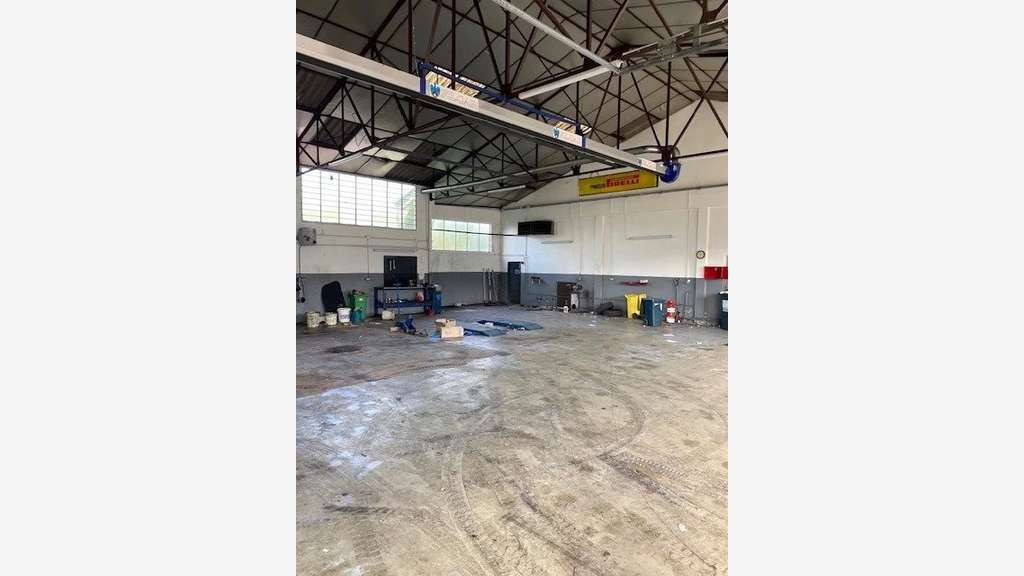 Location local commercial de 1230m² à Haguenau
