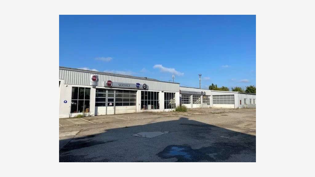 Location local commercial de 1230m² à Haguenau