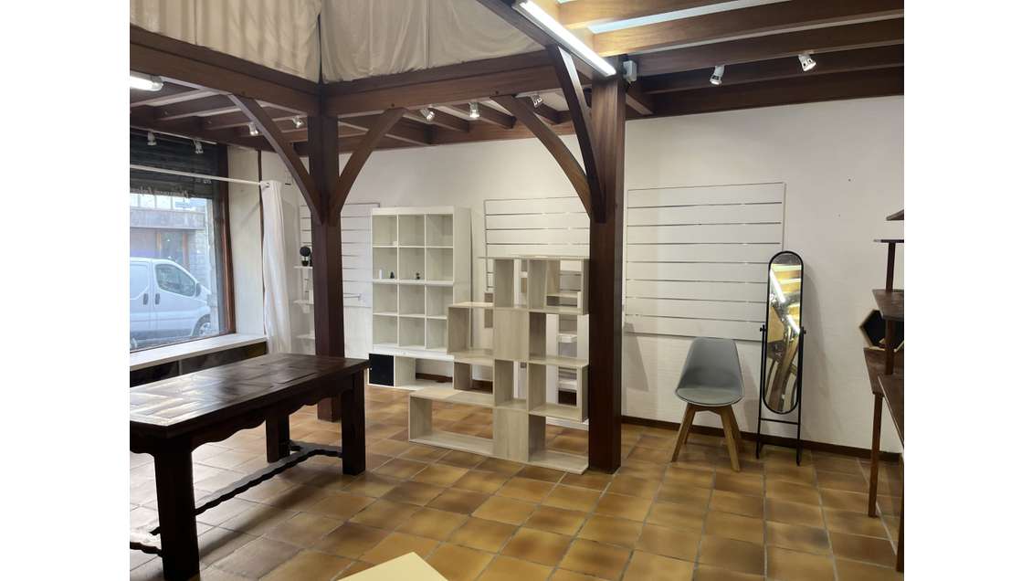 A louer local commercial 50m² centre Hasparren