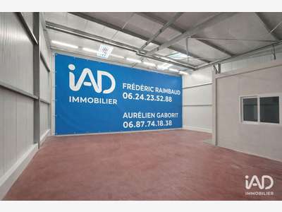 Local commercial à Haute-Goulaine