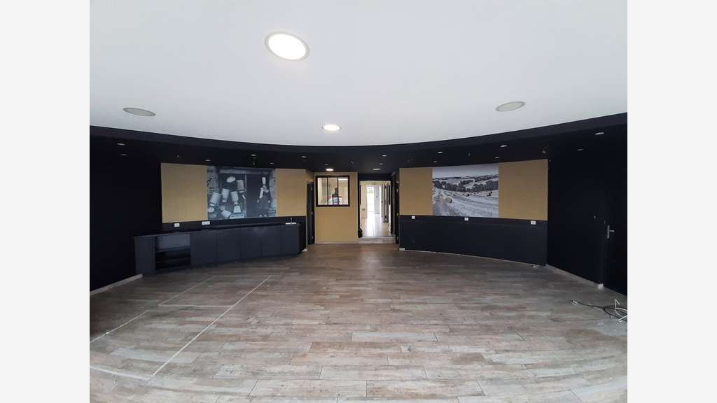 A louer local commercial 144m² au Sud de Nantes