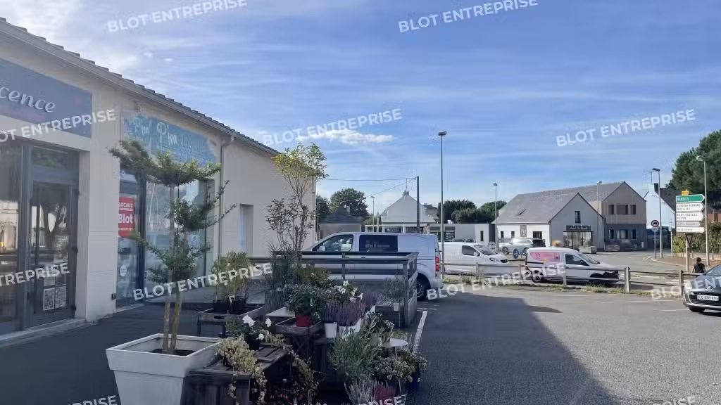 A louer locaux commerciaux de 78m² à Herbignac