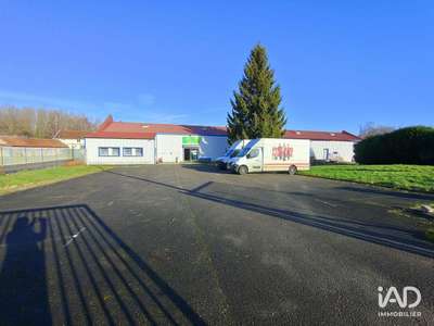 Loue local commercial stockage 2800m² à Herchies