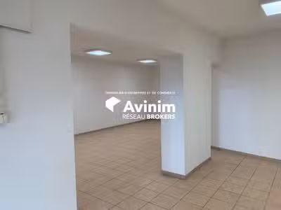 LOCAL COMMERCIAL D’ENVIRON 100 M² – HÉRÉPIAN (34)