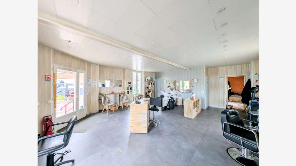 A louer local commercial 63m² d'Huison Longueville