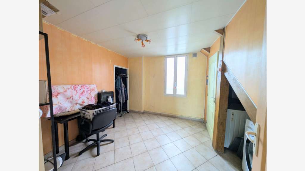 A louer local commercial 63m² d'Huison Longueville
