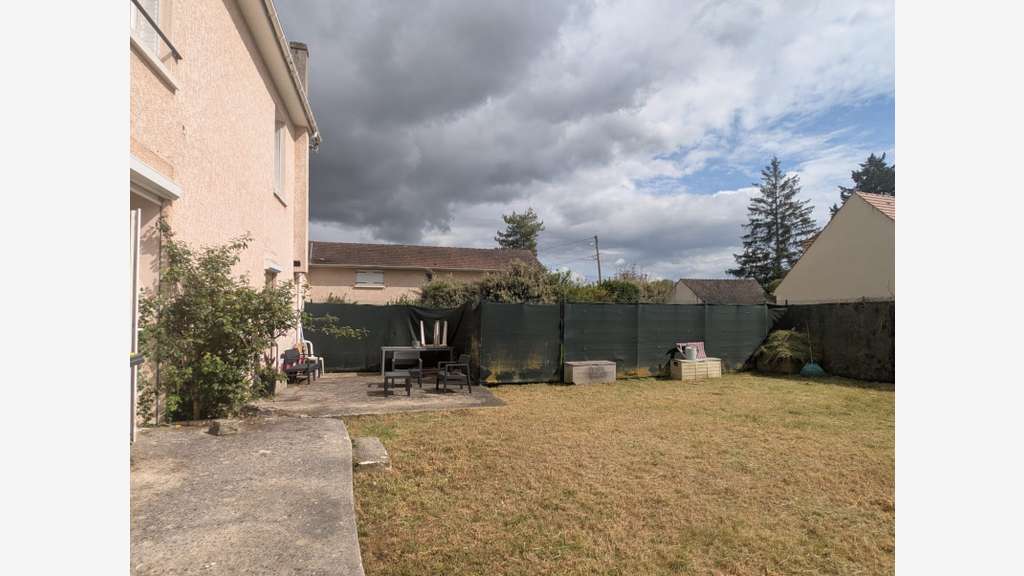 A louer local commercial 63m² d'Huison Longueville