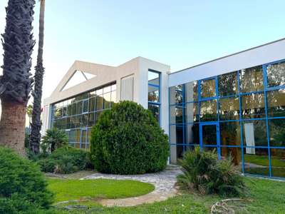 Location Bureaux à Hyères