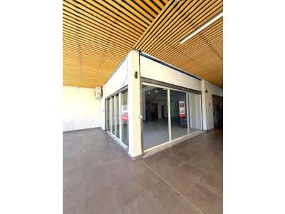 Location Locaux commerciaux - Boutiques à Hyères