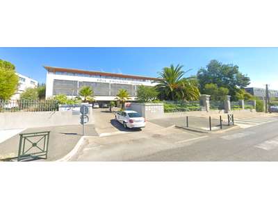 Location Locaux commerciaux - Boutiques à Hyères