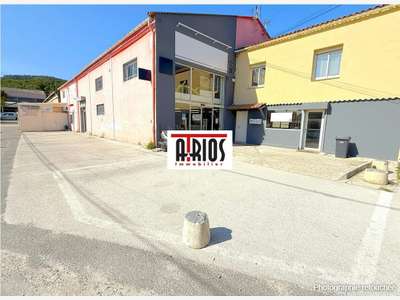 A louer local commercial 840m² za St Martin Hyères
