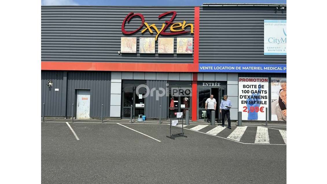 Locaux commerciaux à louer à Ibos 