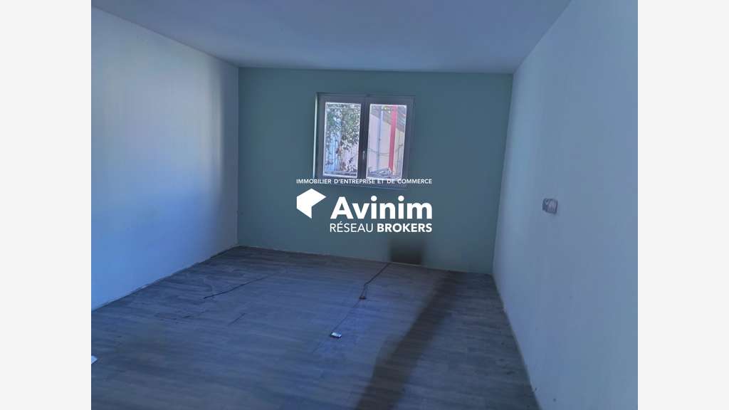 Immobilier Professionnel à louer Ibos