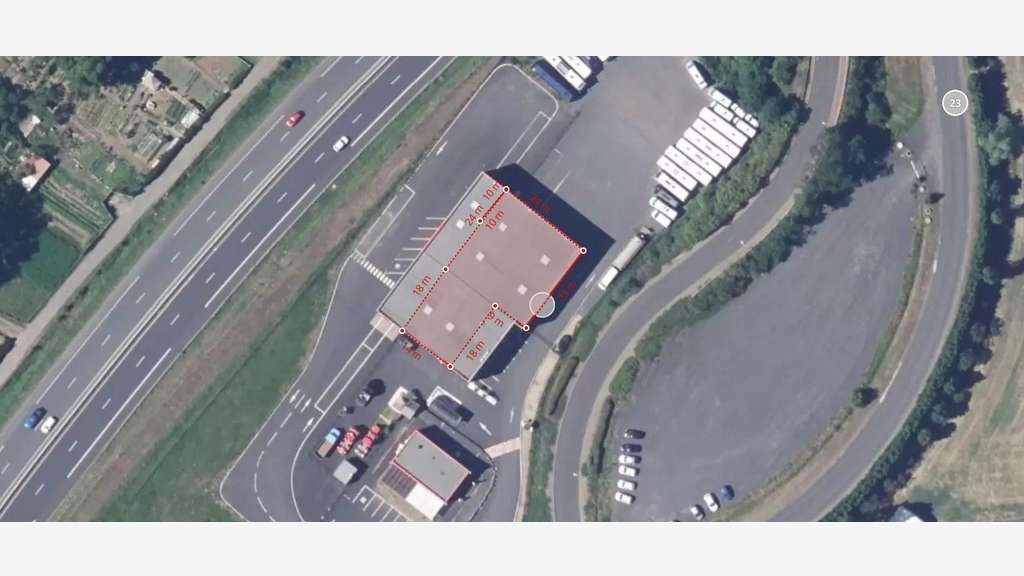 A louer showroom 238m² + bureaux 178m² à Issoire