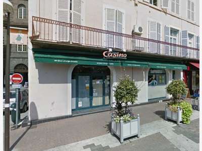 A louer local commercial de 110m² centre Issoire